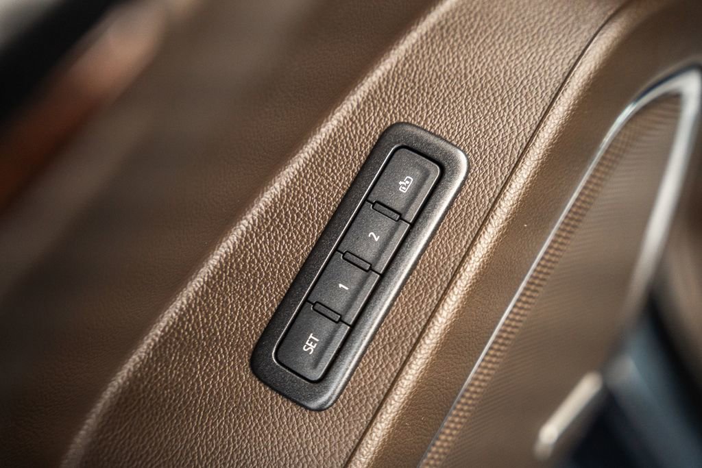 Used 2019 Chevrolet Tahoe Premier AWD/4WD image 47