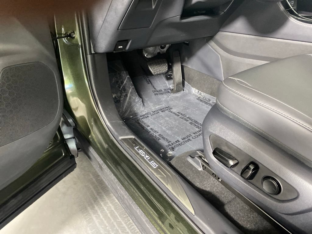 Certified 2025 Lexus NX 250 FWD w/ Accessory Package (K3) image 25