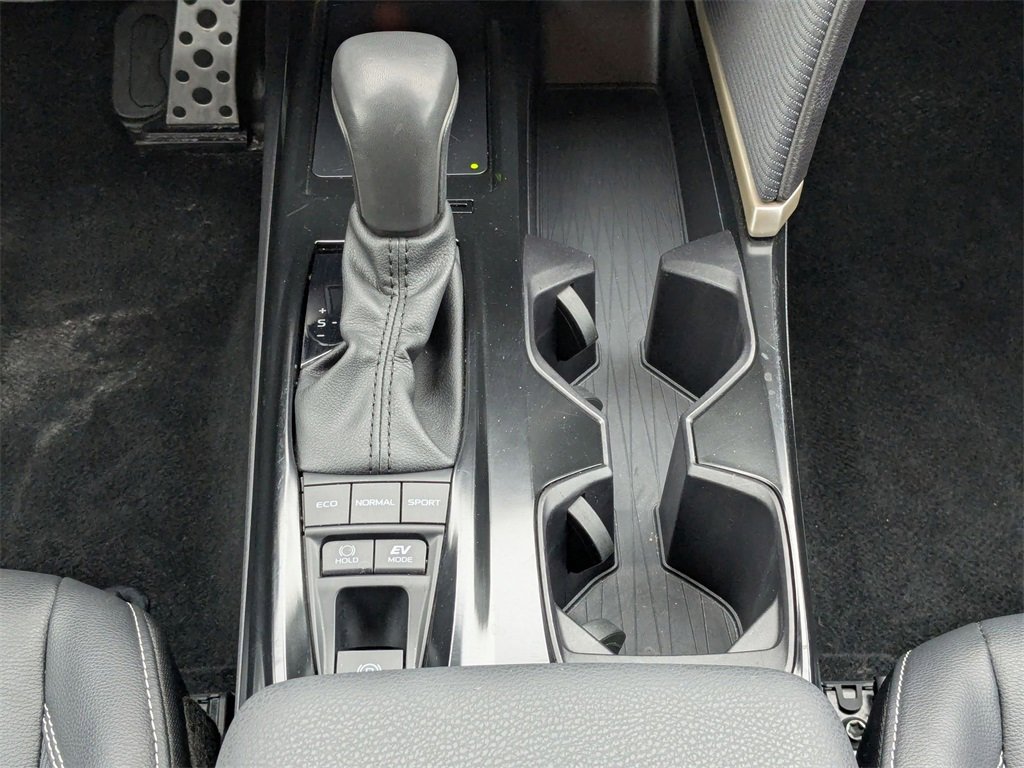 Used 2025 Toyota Camry SE image 26