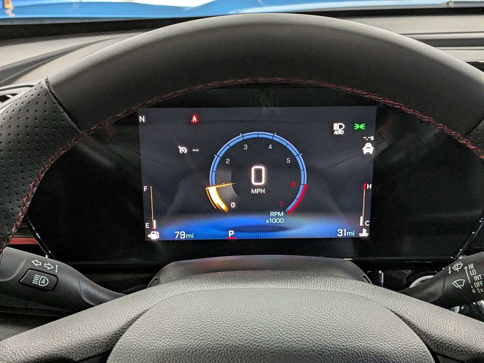 New 2025 Chevrolet Trax RS w/ Sunroof Package image 32