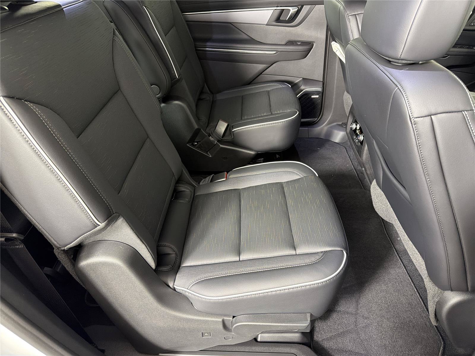 New 2026 Buick Enclave Sport Touring w/ Power Package FWD image 15