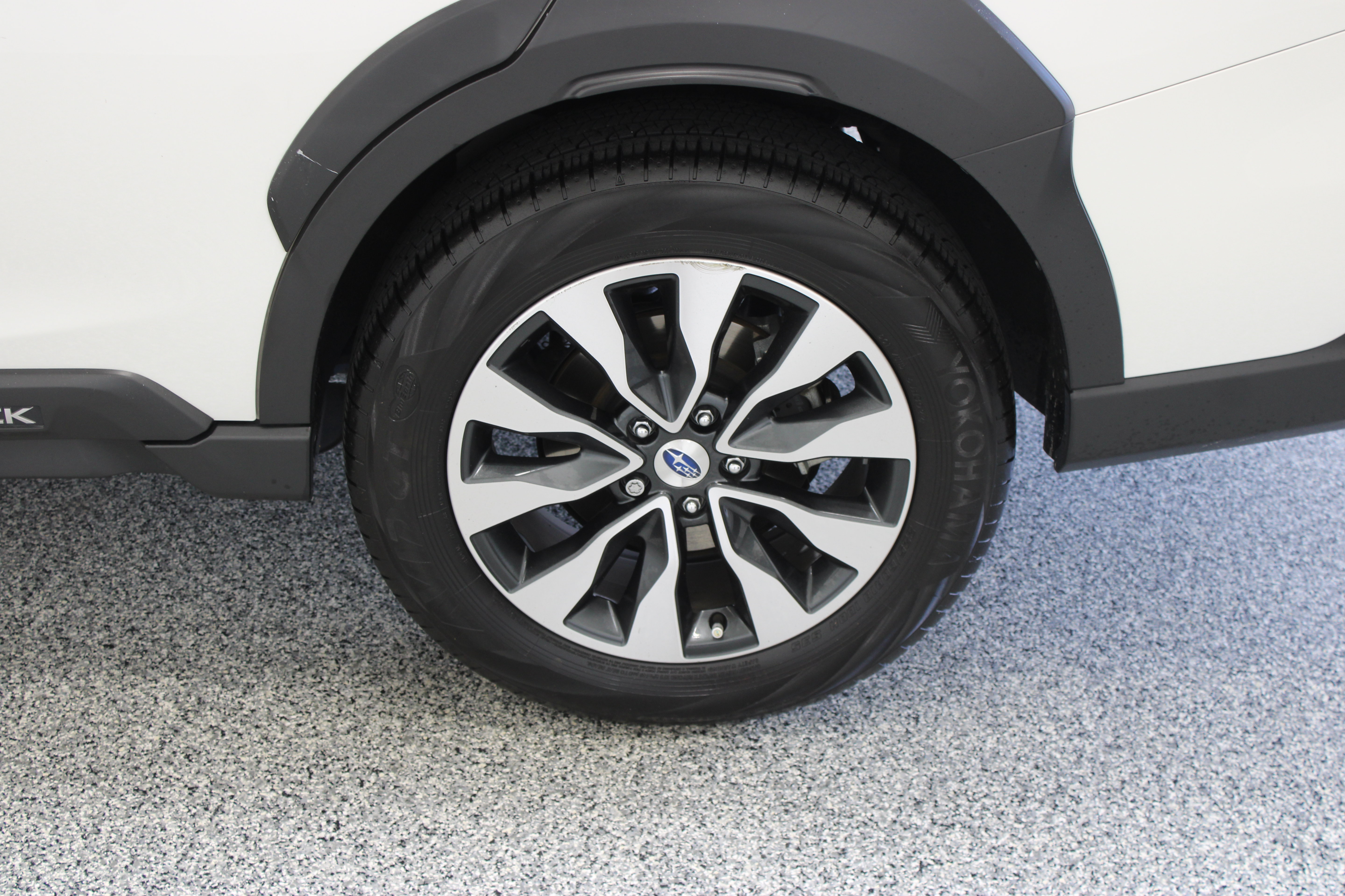 Used 2023 Subaru Outback Touring XT AWD/4WD image 10
