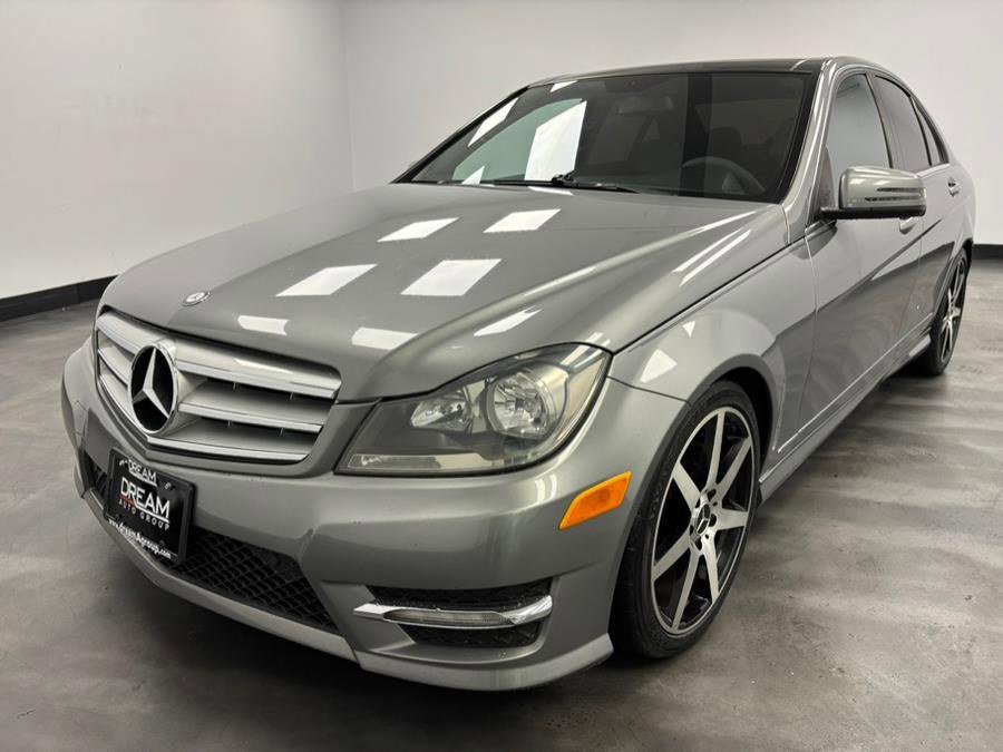 Used 2013 Mercedes-Benz C 300 Sport image 2