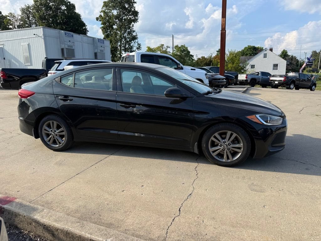 Used 2018 Hyundai Elantra SEL w/ Winter Weather Package FWD image 5