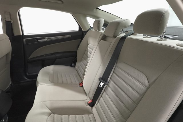 Used 2018 Ford Fusion S image 28