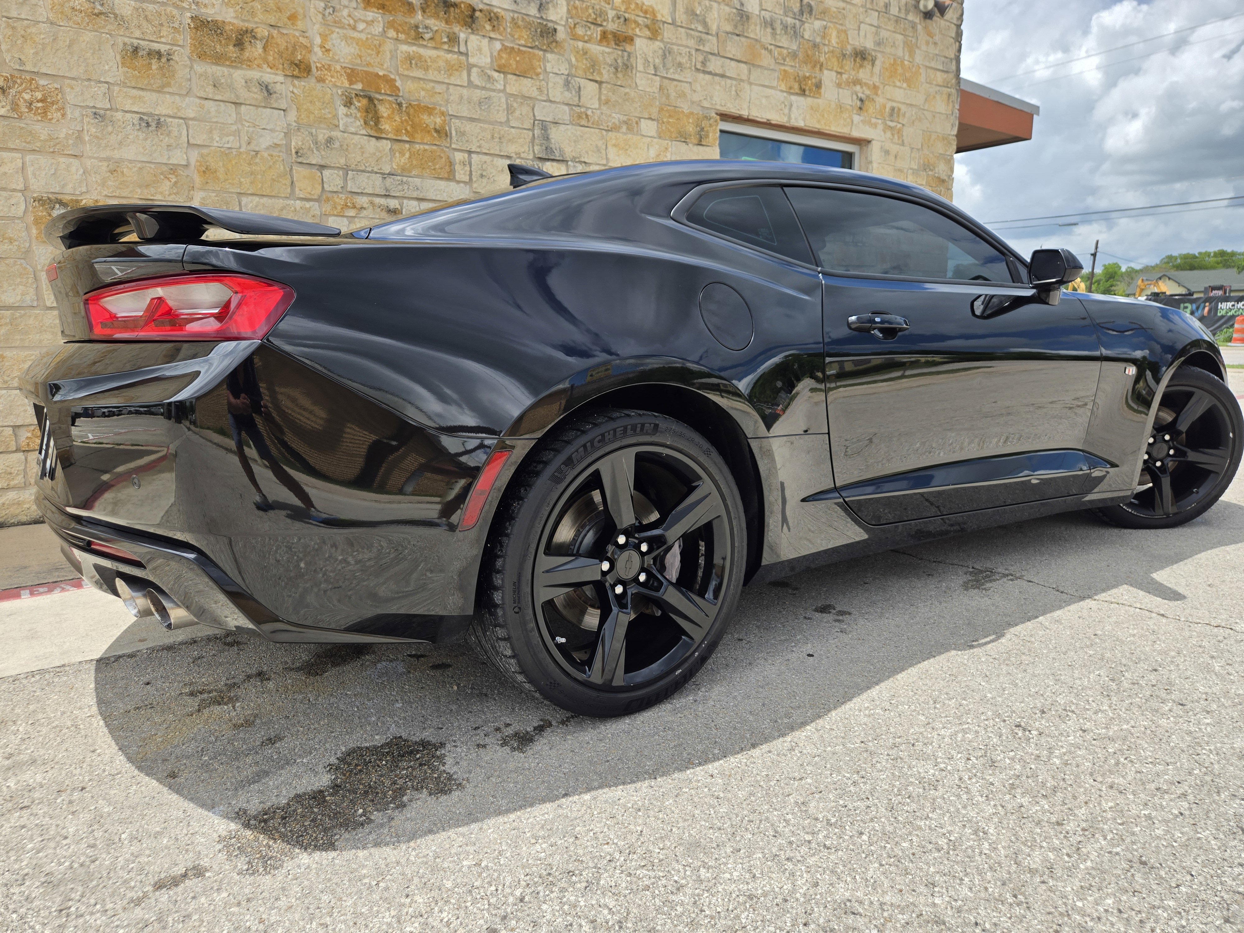 Used 2016 Chevrolet Camaro SS RWD image 17