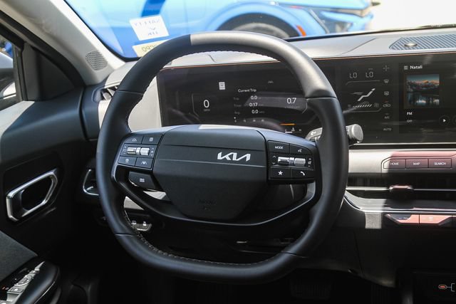 Certified 2025 Kia K4 GT-Line Turbo FWD image 15