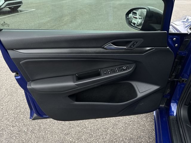 Used 2022 Volkswagen Golf R image 23