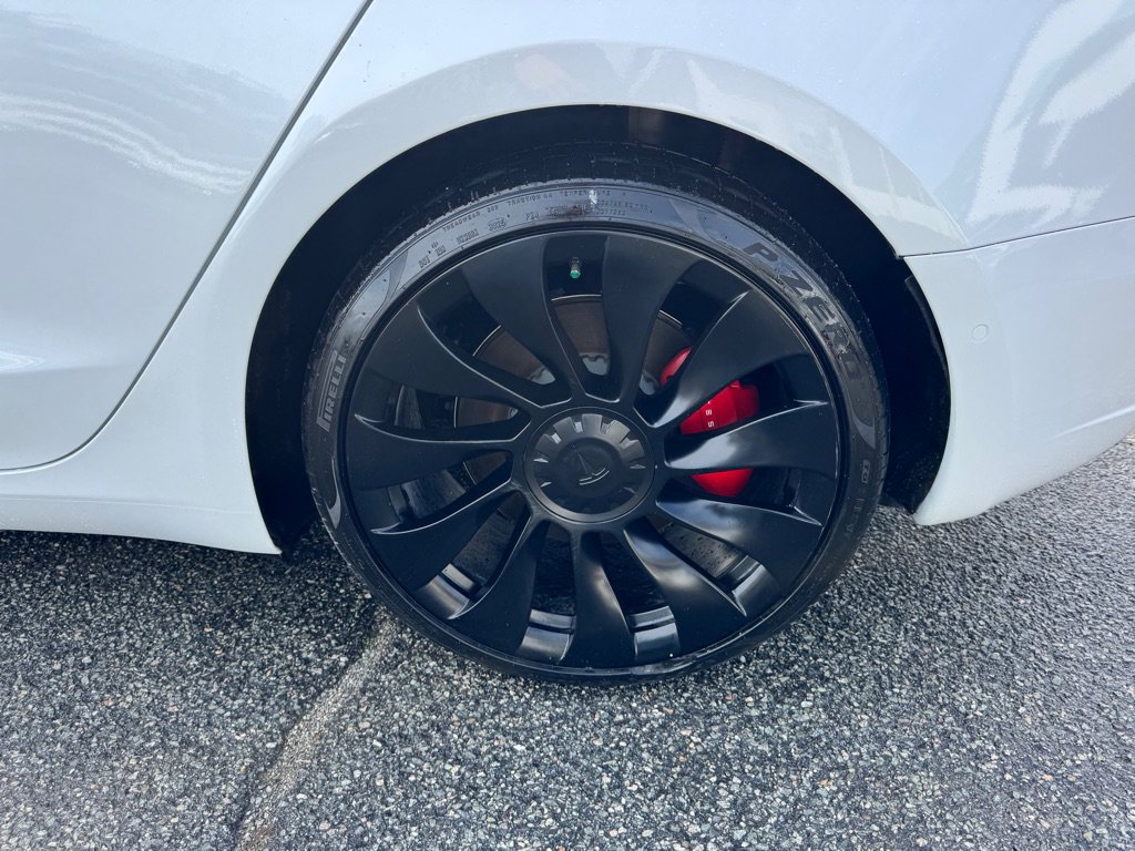 Used 2022 Tesla Model 3 Performance image 8