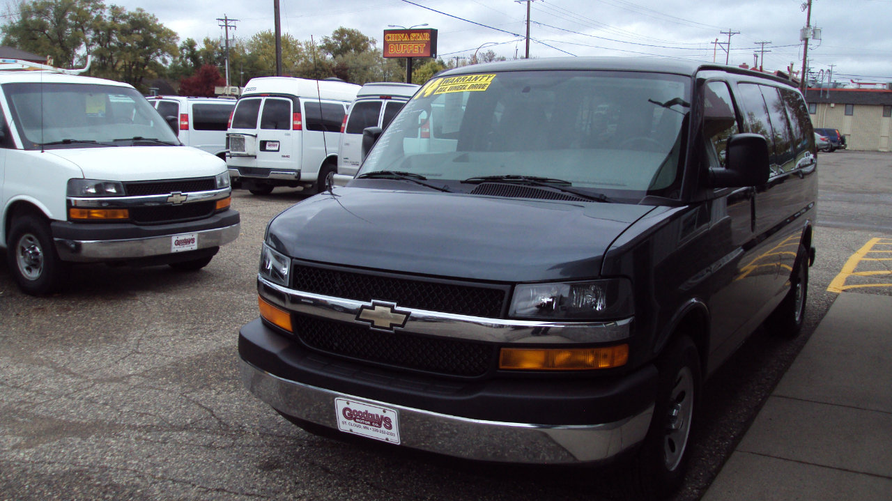 Used 2014 Chevrolet Express 1500 LT w/ LT Preferred Equipment Group image 4