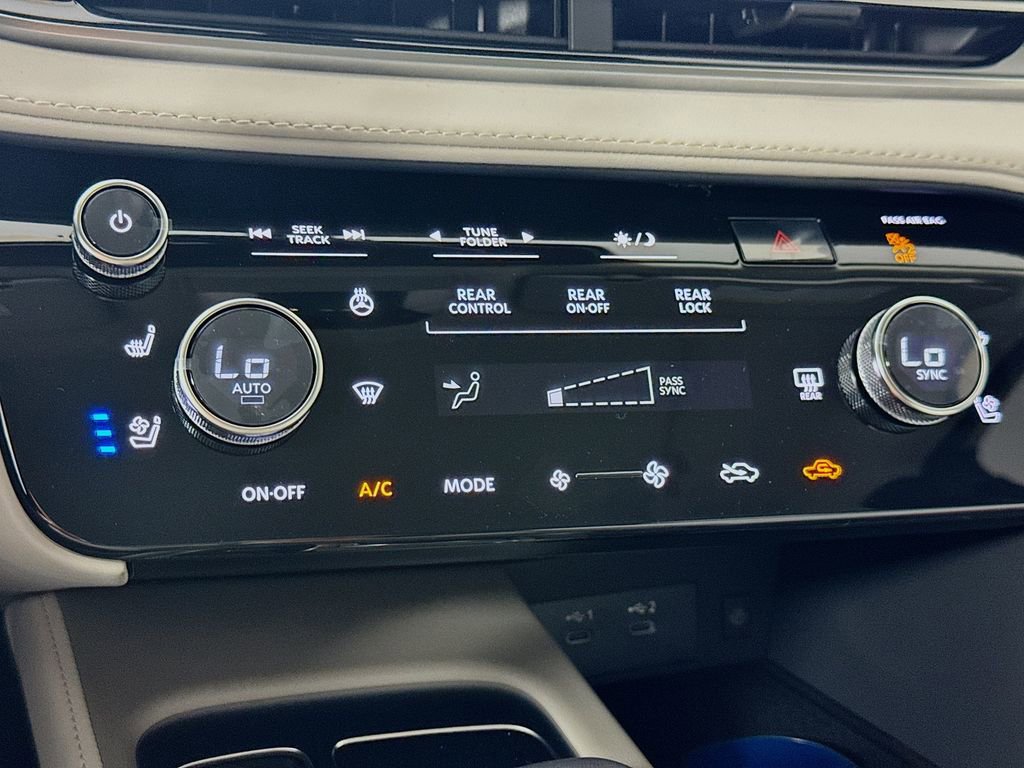 New 2027 INFINITI QX60 Luxe w/ Cargo Package FWD image 18
