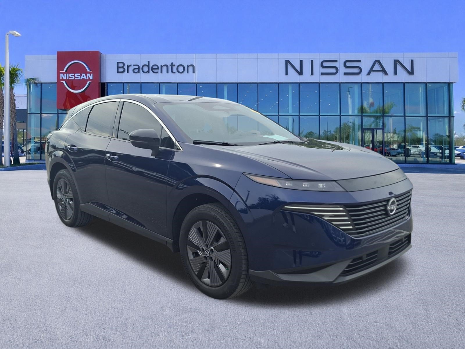 Certified 2025 Nissan Murano SL w/ Cargo Package AWD/4WD image 3