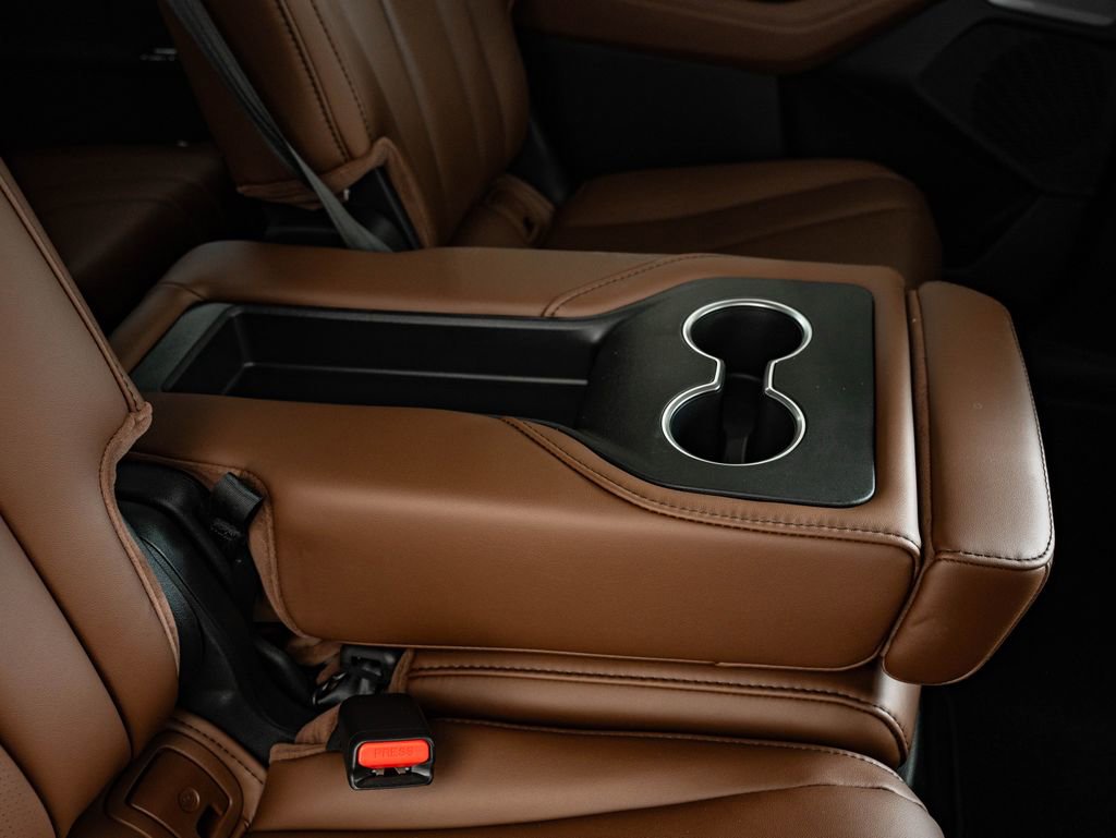 Certified 2026 Acura MDX w/ Technology Package image 46