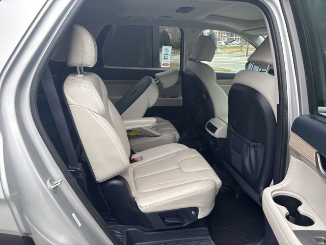 Used 2022 Hyundai Palisade SEL w/ Premium Package image 23