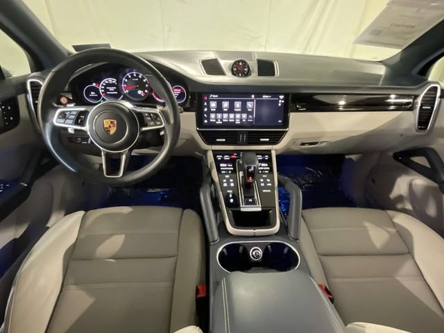 Certified 2022 Porsche Cayenne AWD/4WD image 24
