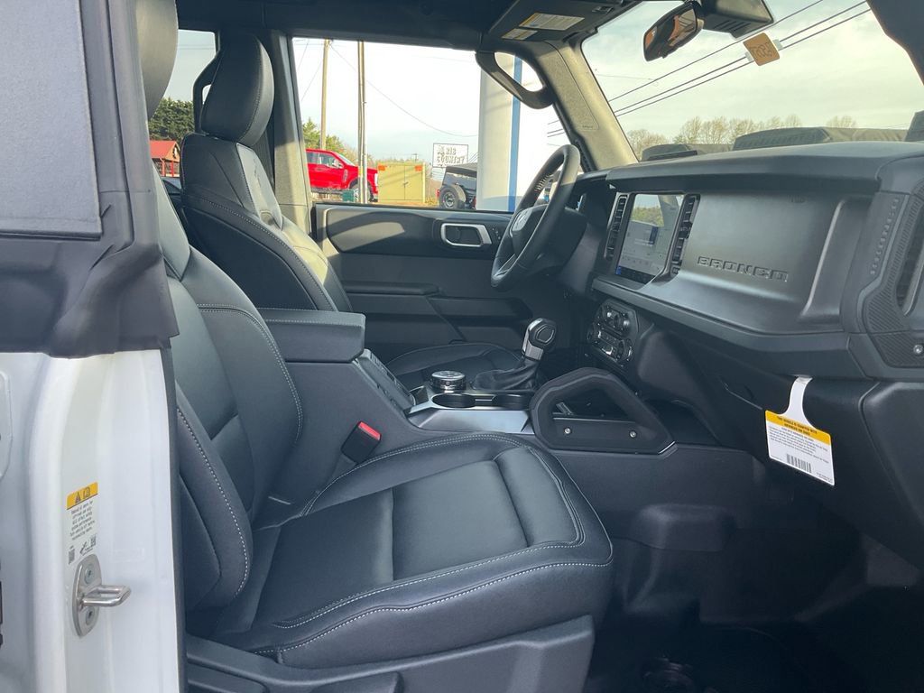 New 2026 Ford Bronco Badlands image 12