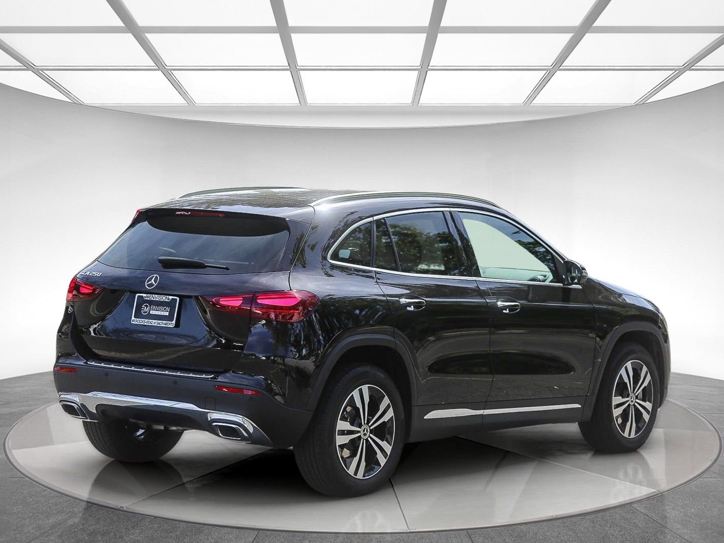 Certified 2025 Mercedes-Benz GLA 250 image 4