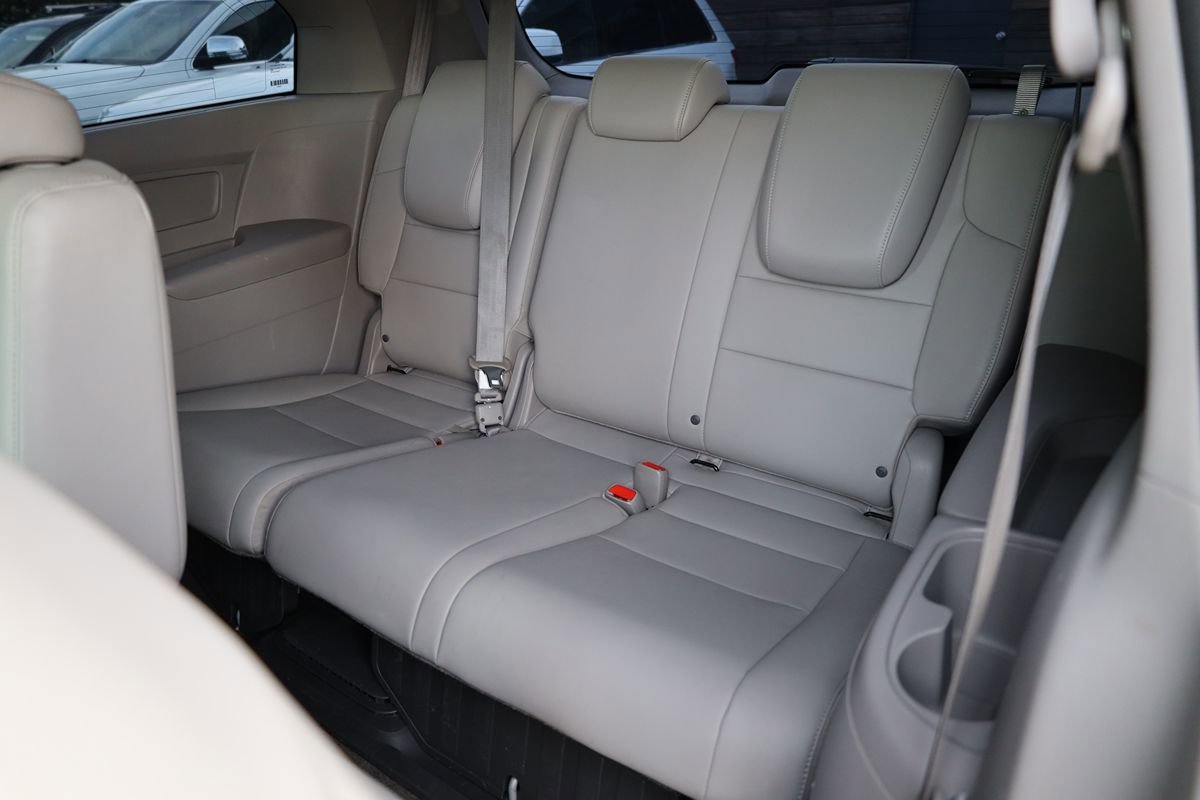 Used 2016 Honda Odyssey EX-L image 12