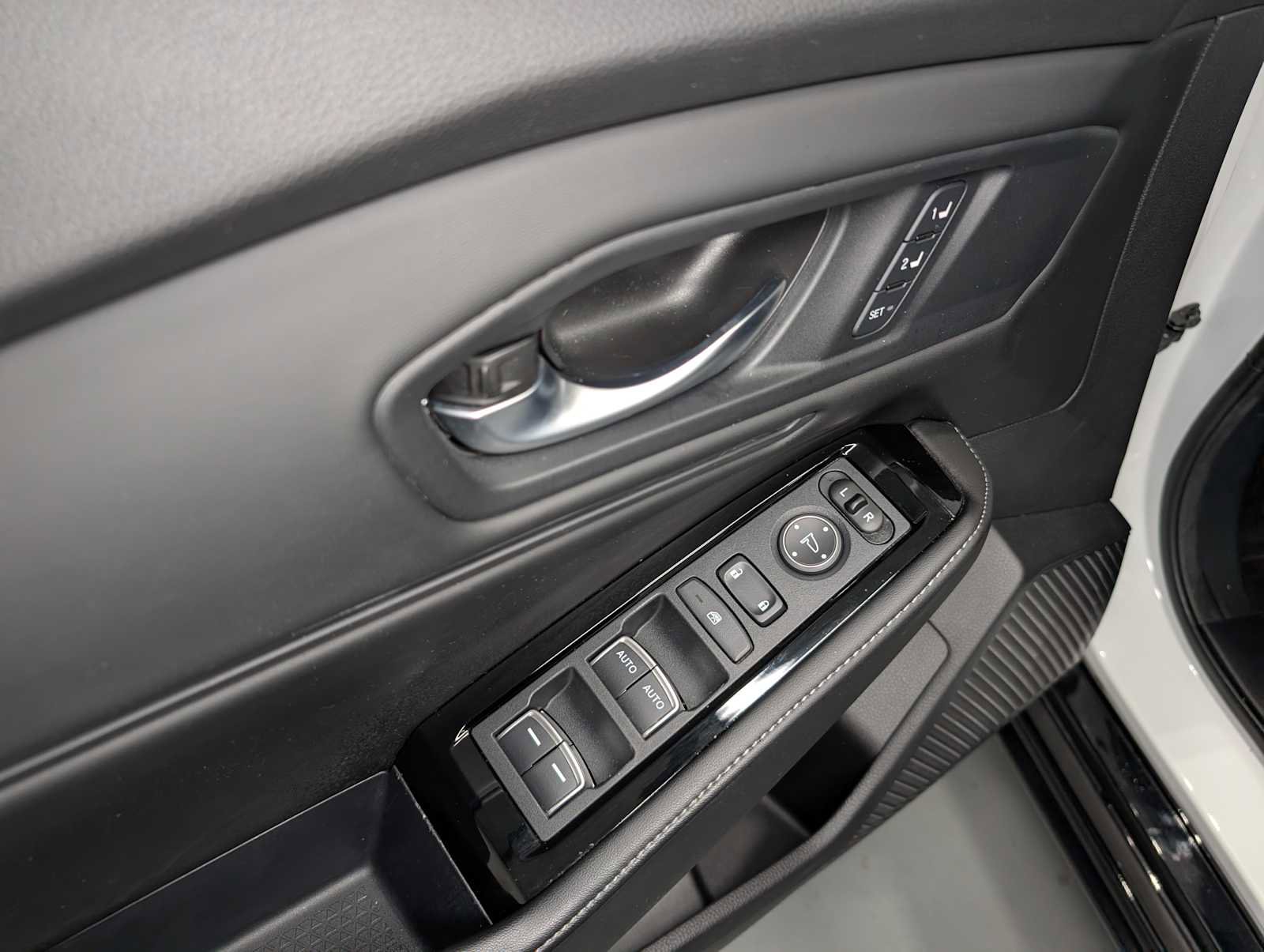 Used 2023 Honda Accord Touring image 39