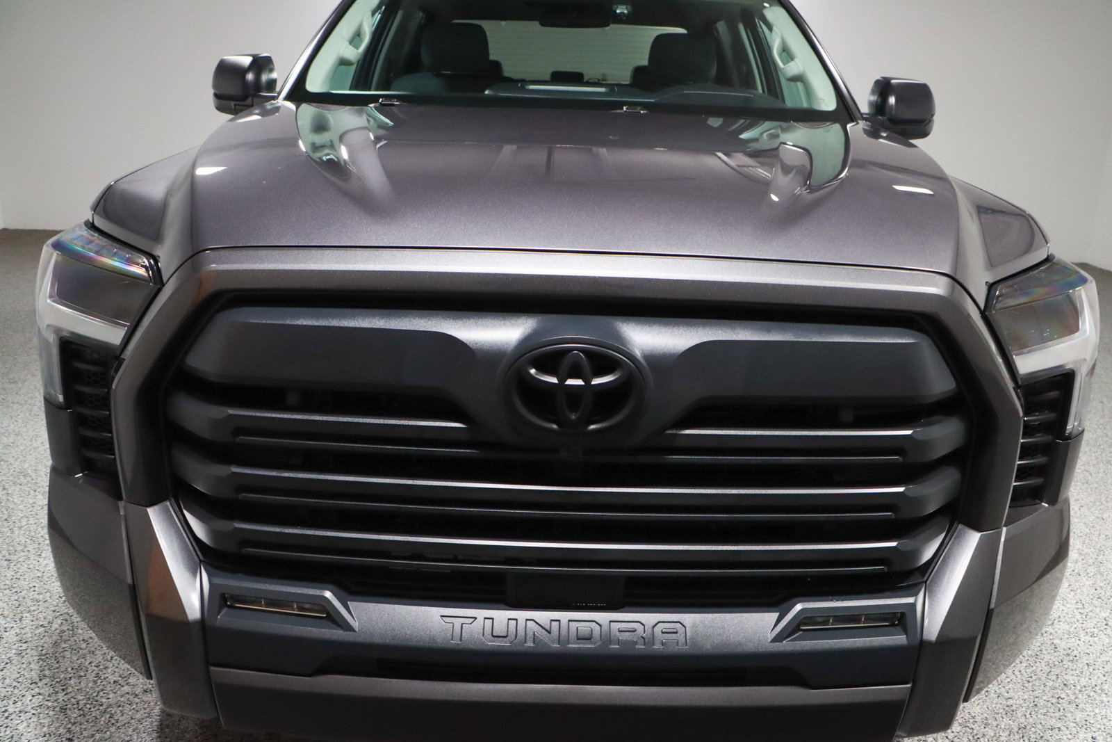 Used 2024 Toyota Tundra SR5 AWD/4WD image 4