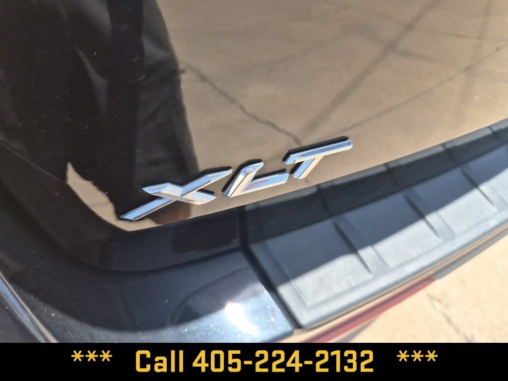 Used 2023 Ford Explorer XLT w/ Equipment Group 202A AWD/4WD image 9