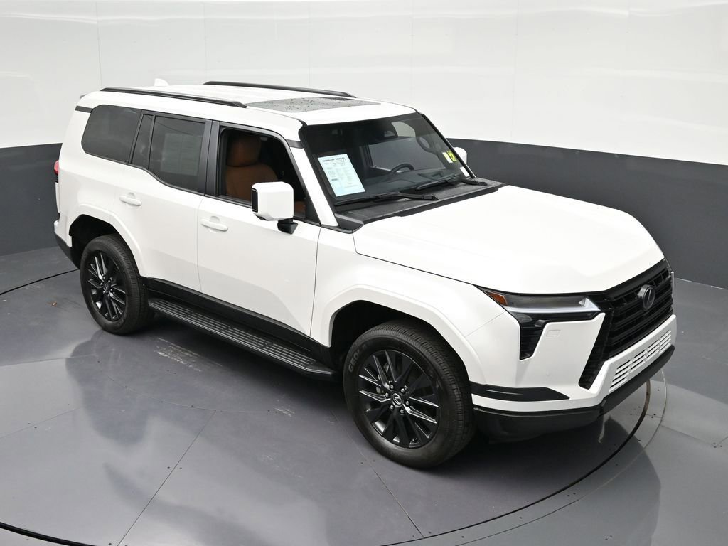 Used 2024 Lexus GX 550 w/ Cold Area Package AWD/4WD image 29