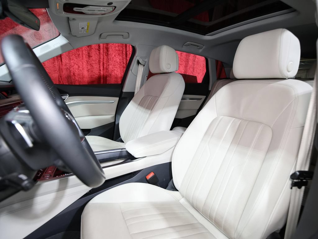 Used 2019 Audi e-tron Premium Plus AWD/4WD image 13