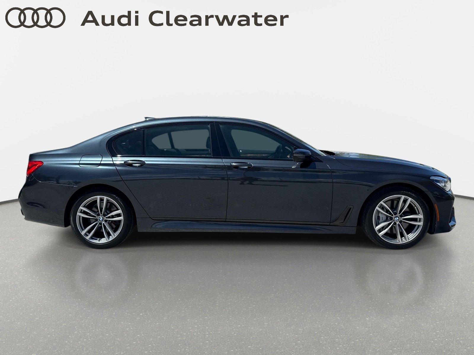 Used 2019 BMW 750i xDrive AWD/4WD image 6