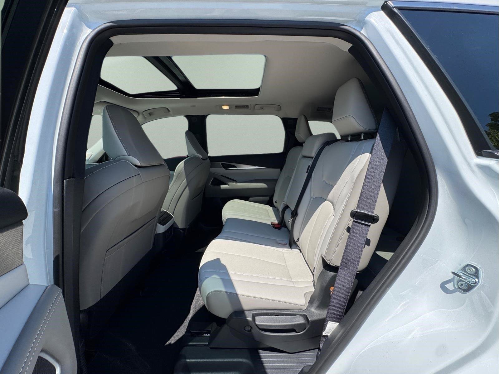 New 2027 INFINITI QX60 Luxe w/ Cargo Package FWD image 14