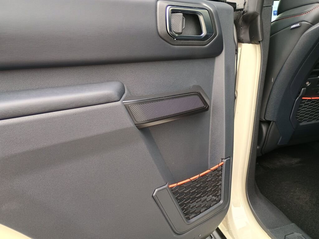 New 2025 Ford Bronco Raptor image 17