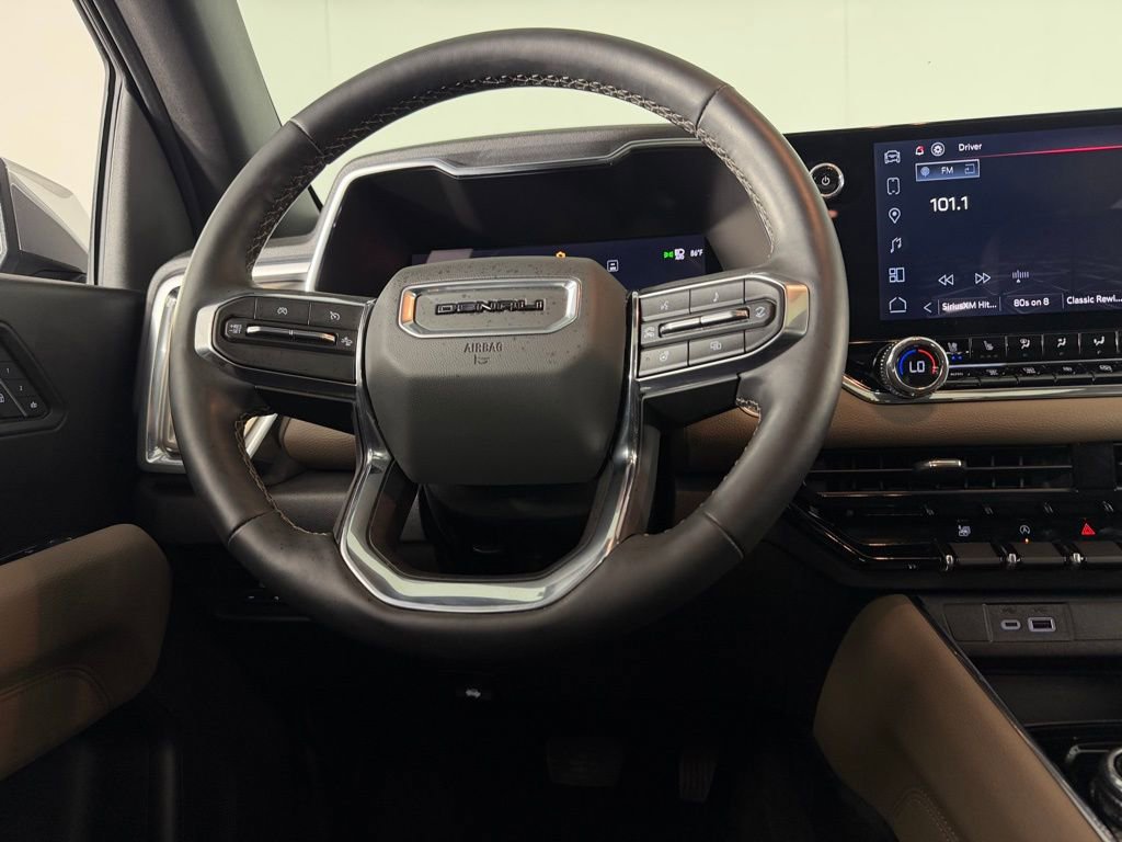 Used 2024 GMC Canyon Denali AWD/4WD image 14