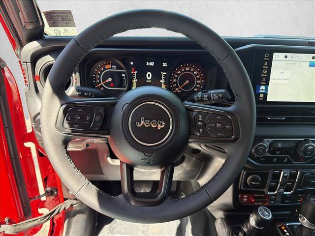 Used 2026 Jeep Wrangler Unlimited Rubicon AWD/4WD image 14