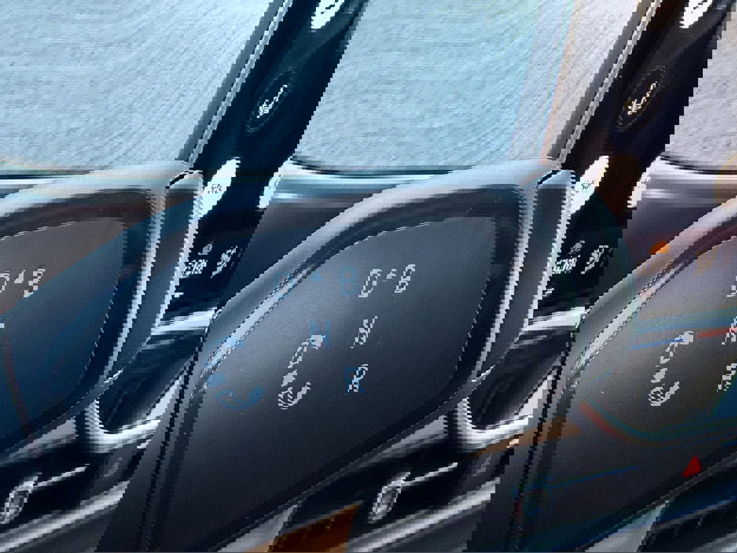 New 2025 Volkswagen ID. Buzz Pro S image 26