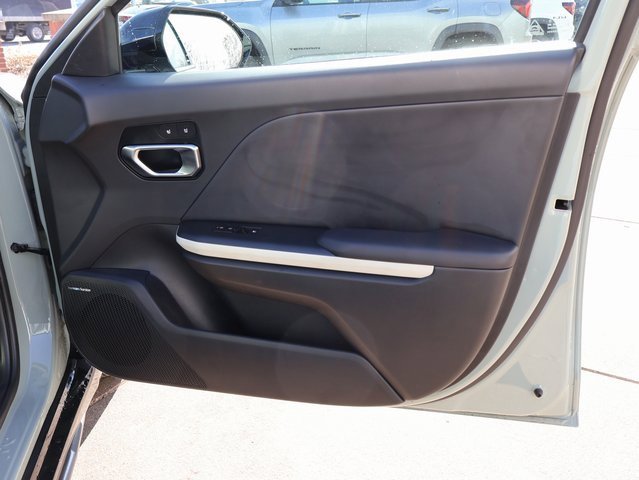 Used 2025 Kia K4 GT-Line w/ GT-Line Premium Package image 9