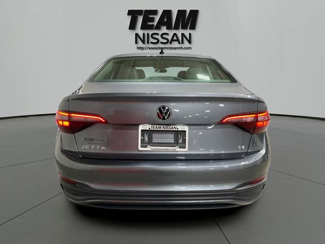 Used 2022 Volkswagen Jetta SE FWD image 5