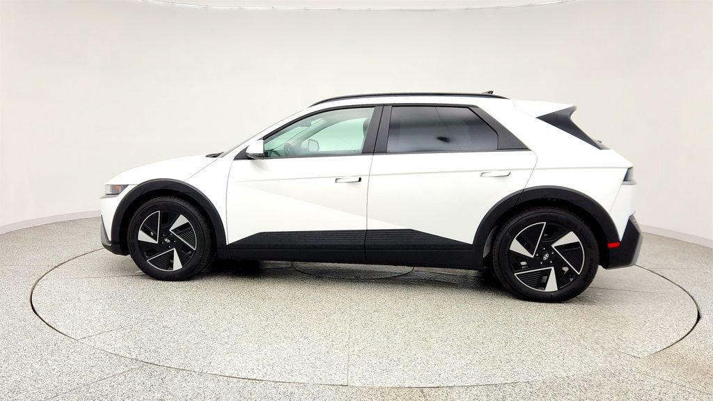 Used 2025 Hyundai Ioniq 5 SEL RWD image 8