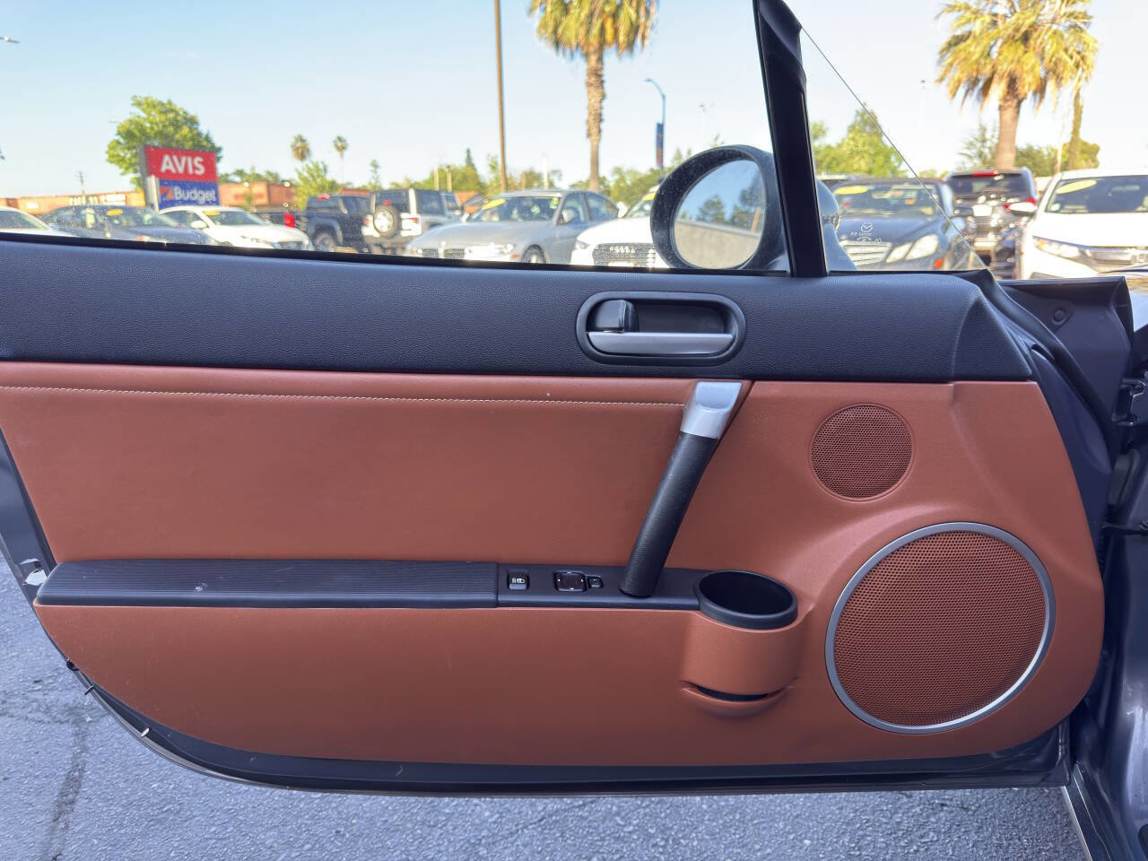 Used 2006 MAZDA MX-5 Miata Grand Touring w/ Premium Pkg RWD image 15