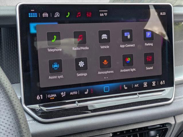 New 2026 Volkswagen Tiguan SE R-Line FWD image 13
