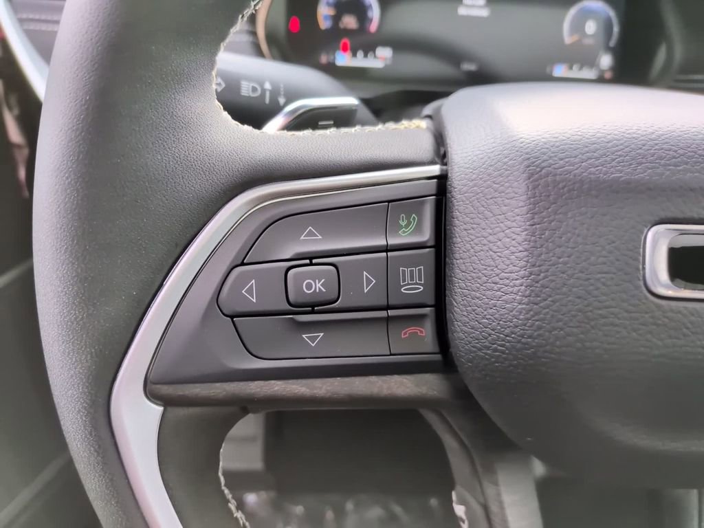 New 2026 Jeep Grand Cherokee L Limited AWD/4WD image 24