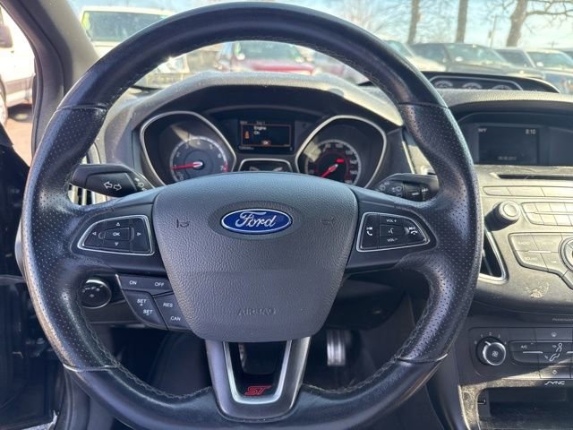 Used 2017 Ford Focus ST image 11