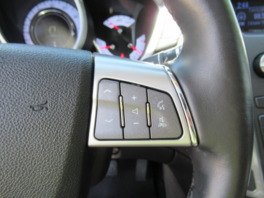 Used 2012 Cadillac SRX Luxury FWD image 29