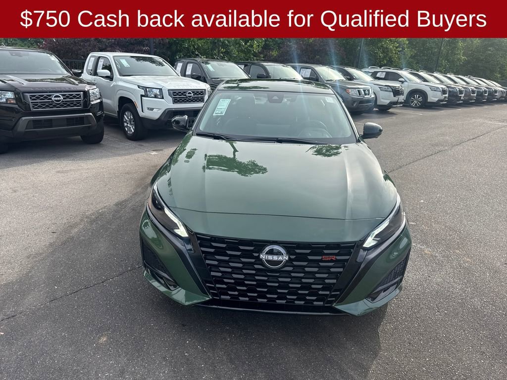 New 2026 Nissan Altima 2.5 SR w/ SR Premium Package FWD image 10