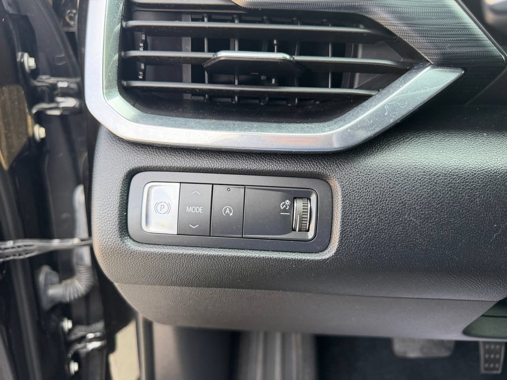 Used 2024 GMC Acadia Elevation w/ Black Edition FWD image 23