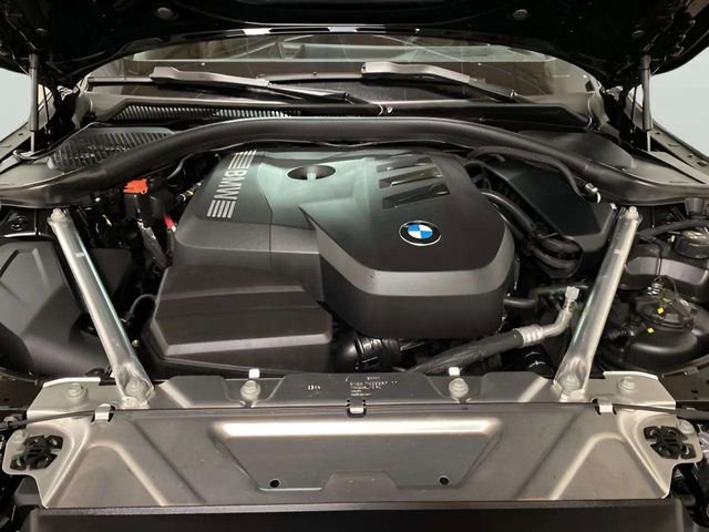 Used 2025 BMW 430i Convertible w/ Premium Package RWD image 21