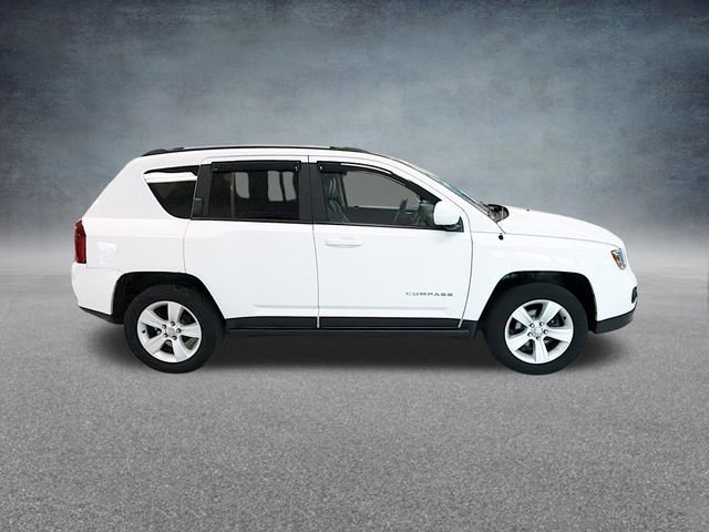 Used 2016 Jeep Compass Latitude image 5
