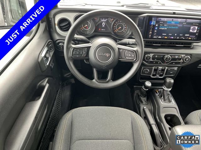 Certified 2024 Jeep Gladiator Sport AWD/4WD image 16