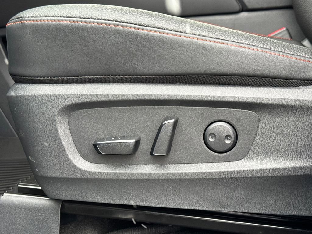 New 2026 Nissan Pathfinder Rock Creek w/ Rock Creek Premium Package image 32