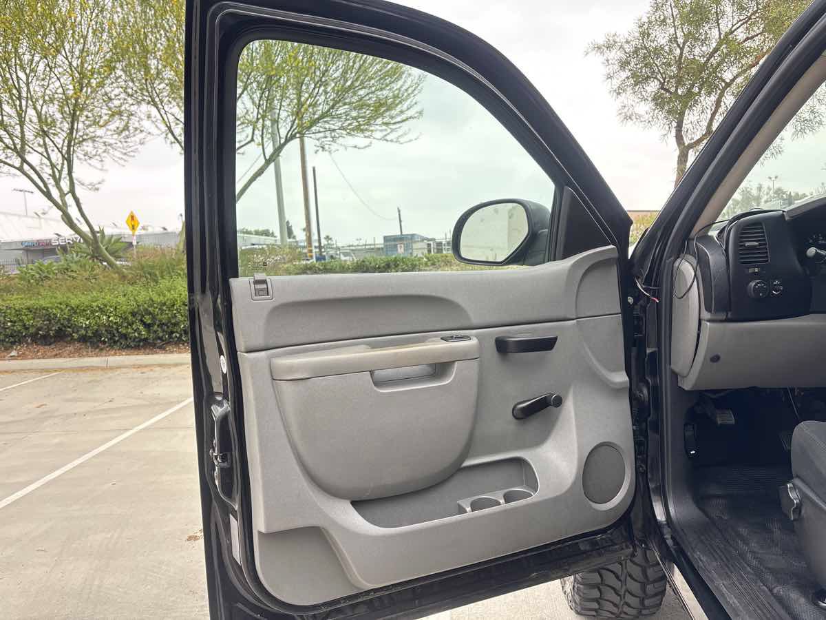 Used 2011 Chevrolet Silverado 1500 W/T w/ LS Package RWD image 12