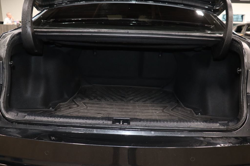 Used 2022 Lexus IS 350 F Sport image 18
