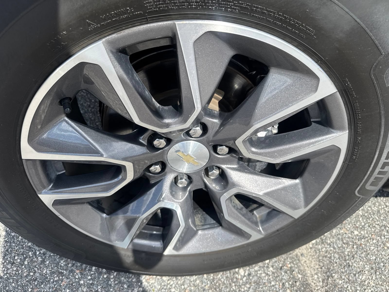 Used 2022 Chevrolet Suburban LT RWD image 10